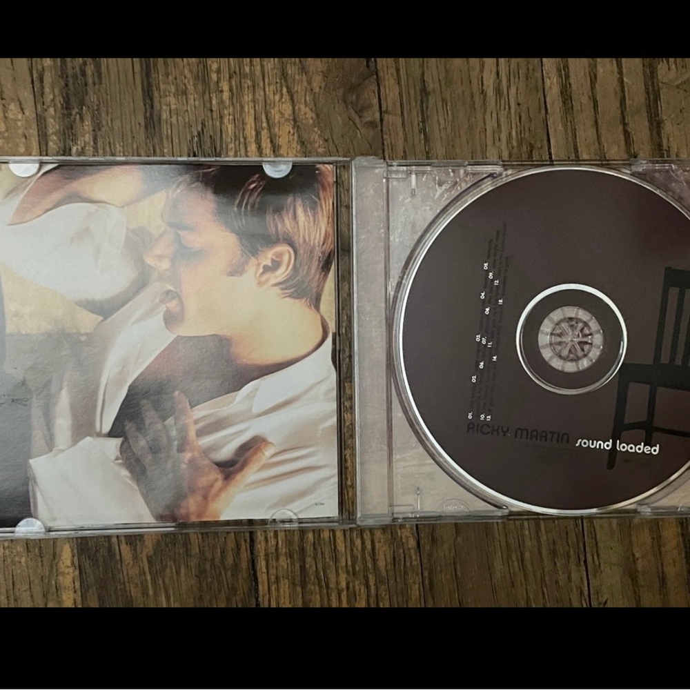 Vintage Ricky Martin Sound Loaded CD - Picture 7 of 11